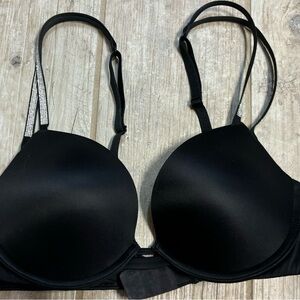 Victoria’s Sevret Bombshell Push-up 34B